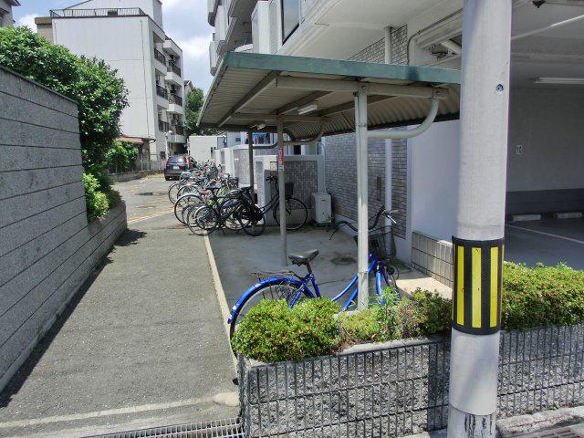 グランドファミリア高井田