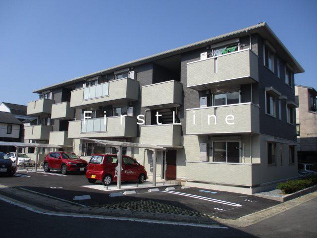 シャルールプラス