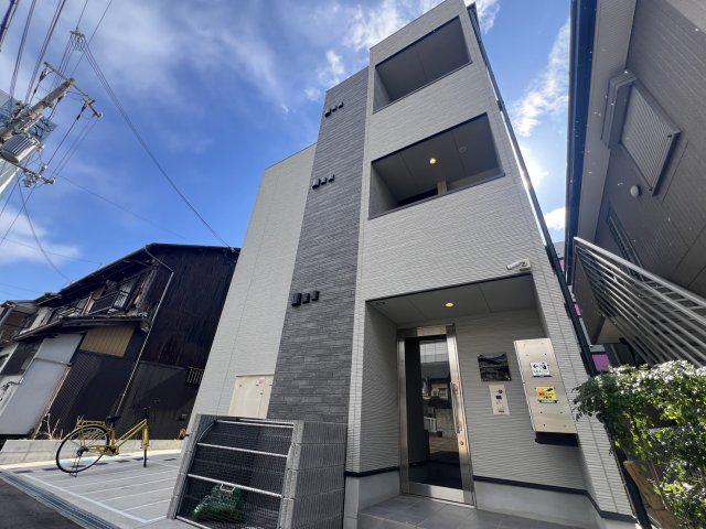 CRASTINE中在家町A