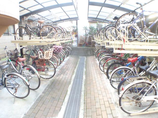ヴィルヌーブ本山中町