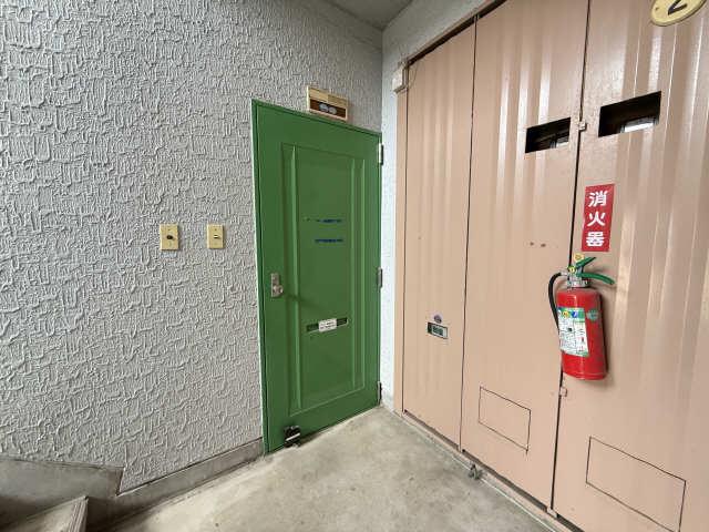 コーポにえ