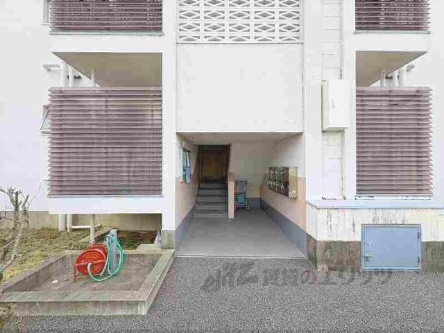 円明寺ヶ丘団地C棟
