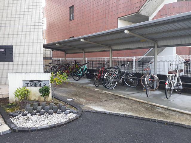 プレシオン