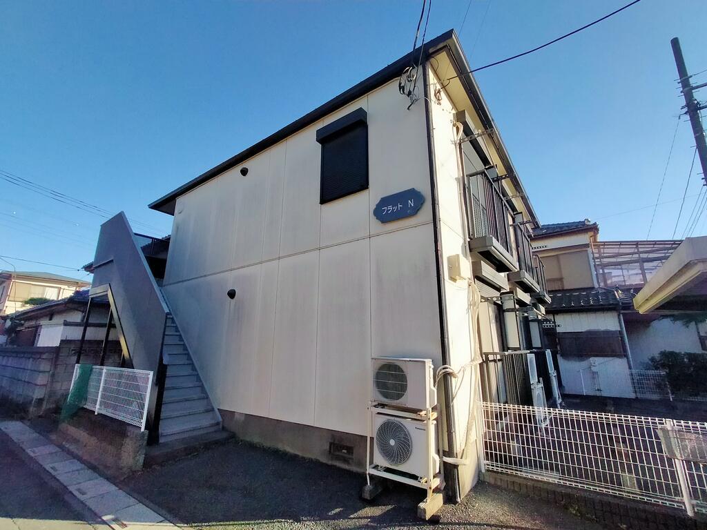 フラットN