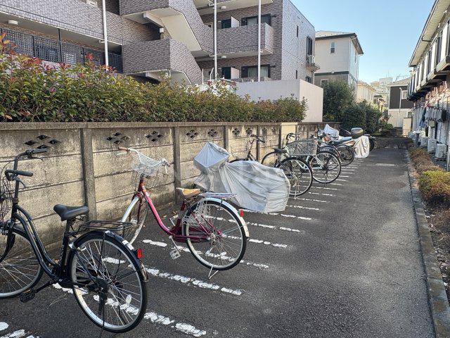 ウイングウエスト