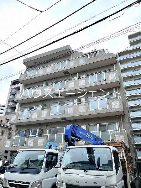 クレセント小坂部
