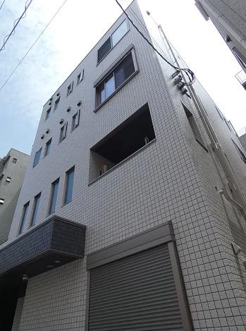 R 白金