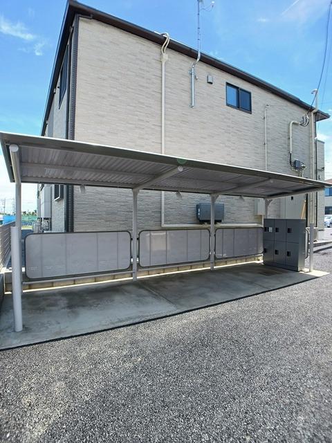 モンテリザイア藤岡 II