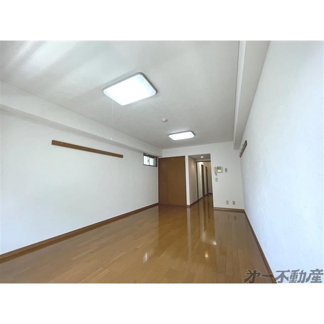 Fフラット