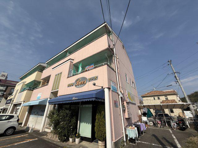 プラザエム