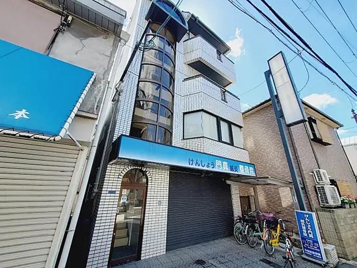 CDEビル・堂山町