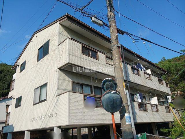 アドリアパラセ(2DK/3階)