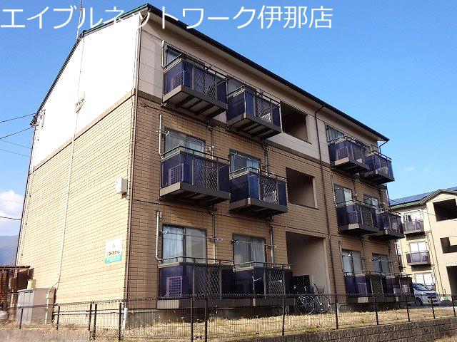 ハイツALBA A