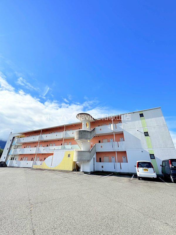 ＪＲ和歌山線 名手駅 徒歩22分 3階建 築28年