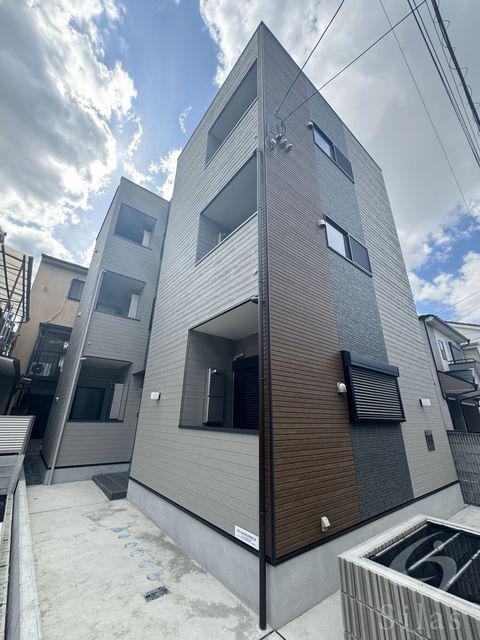 LUNA TERRACE