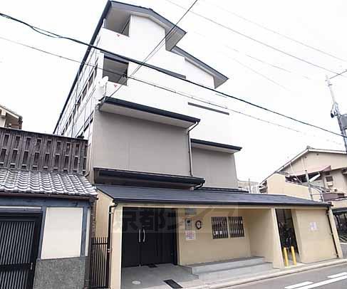 レオパレス府庁前