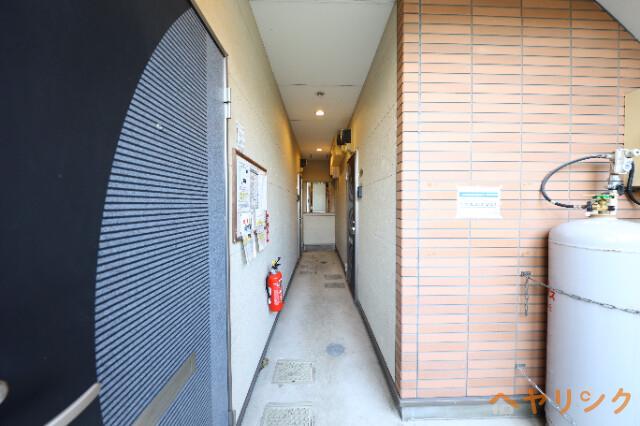 ルーエ 1番館