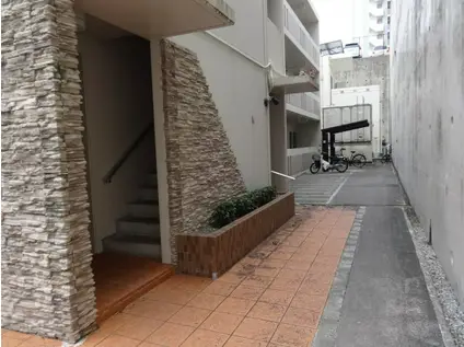 プランドール真嘉比(1K/3階)の外観写真