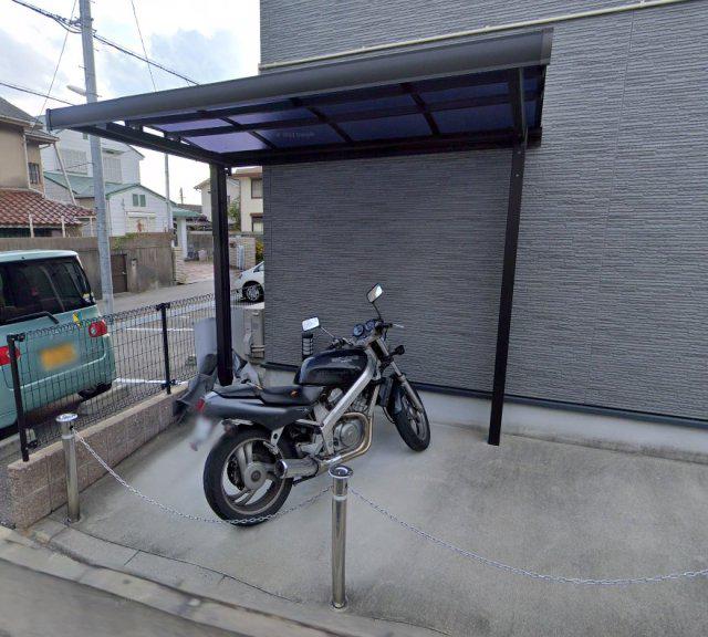 レオパレスアクアブルー青谷