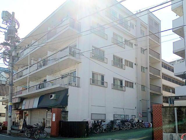 新宿コーポ2号館