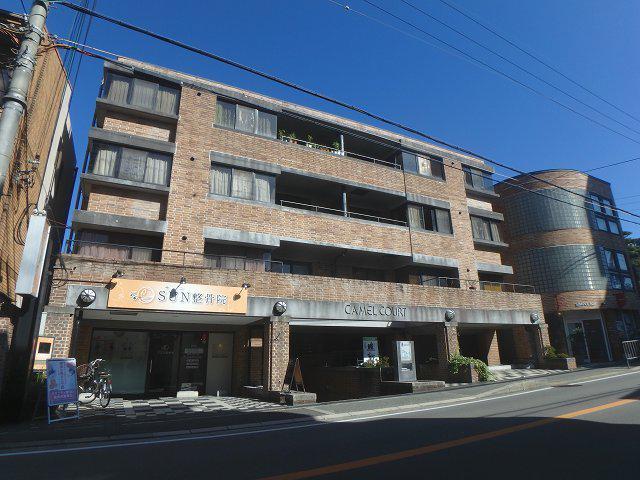 キャメルコート