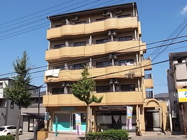プリンス小束山