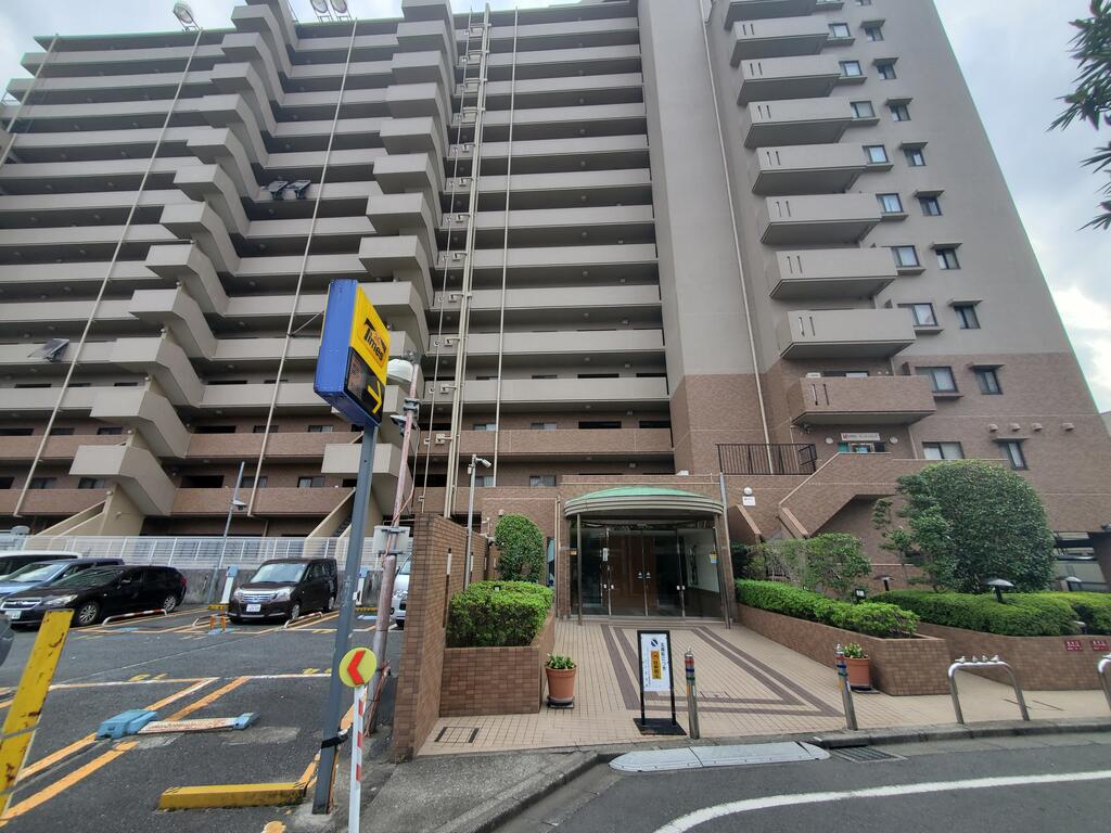 ファミールスクエア八王子