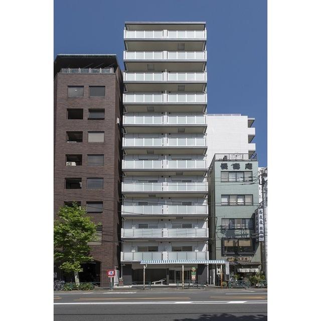 RAFFINE TERRACE