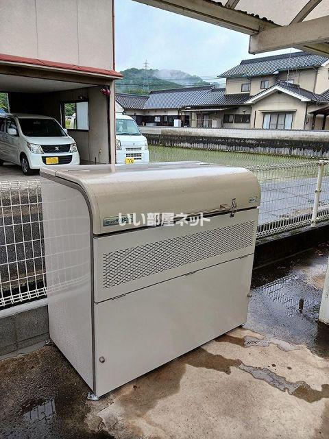 ヴィラ丹波屋A