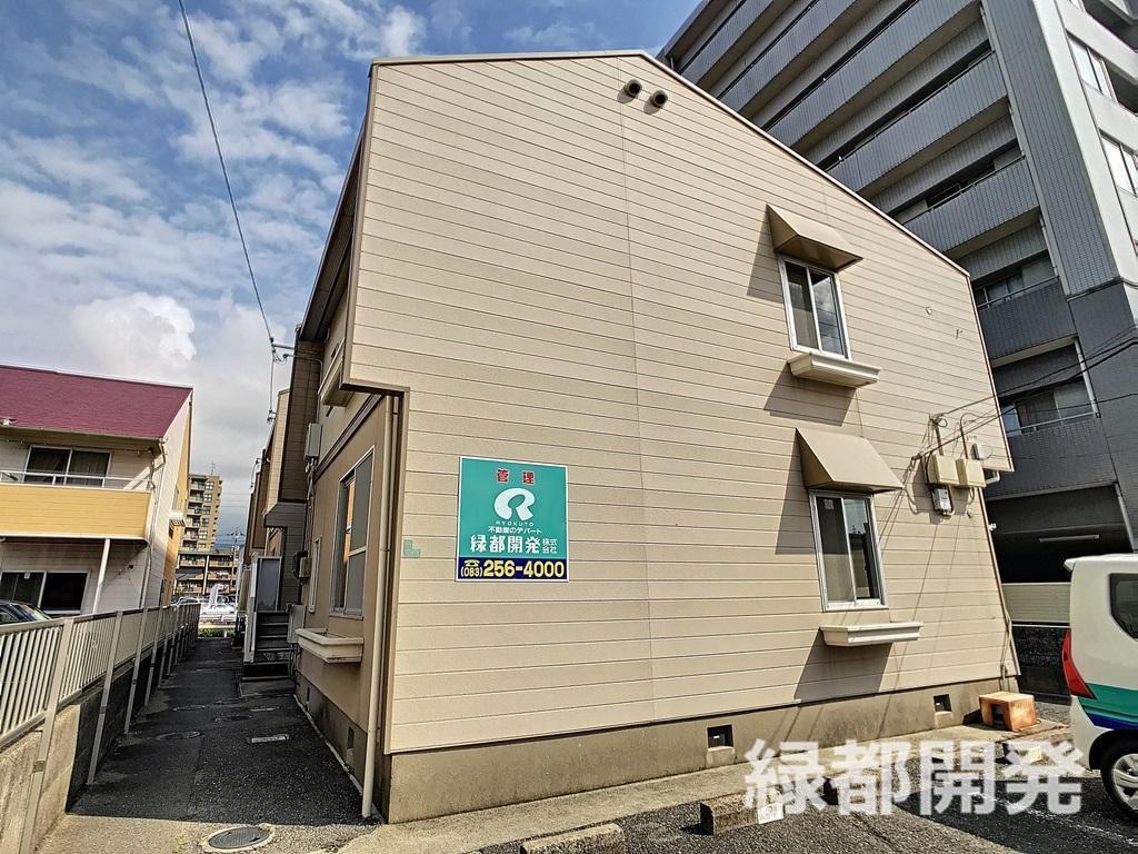 下村ハイツ