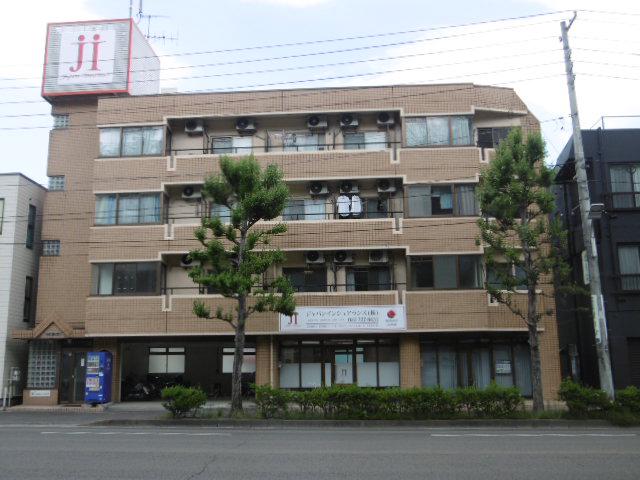 アトラスヒルズ