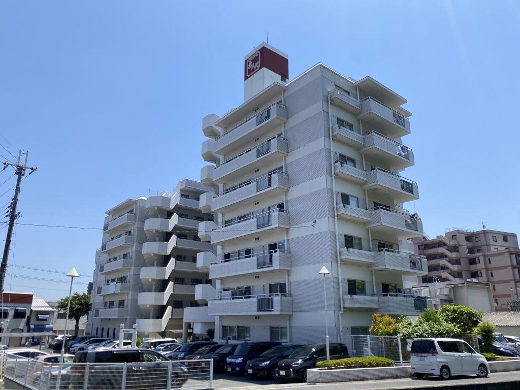 ロワイヤル北八代