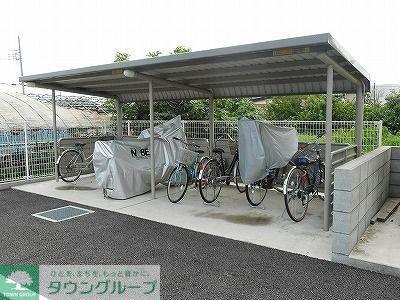 マードレ六番館