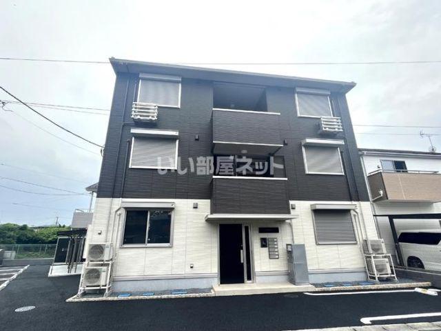 パラディ