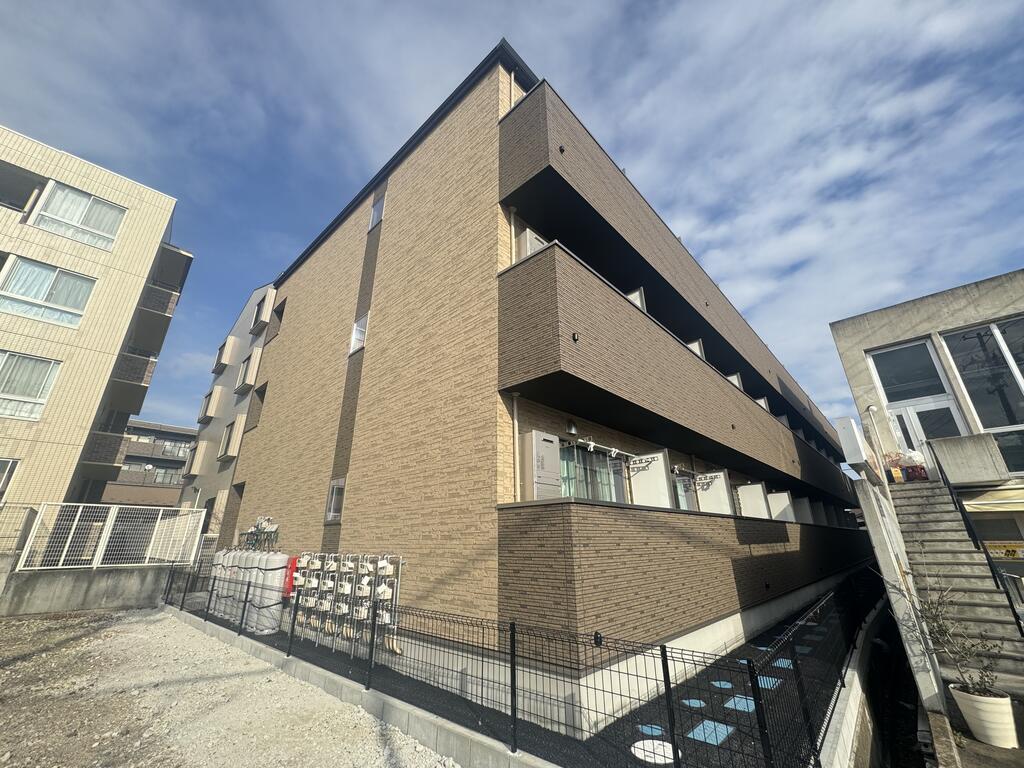 アンセル泉中央(1DK/2階)