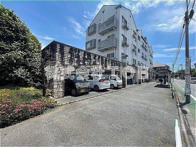 成城アベニュー館