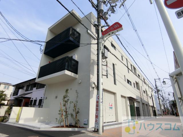 アジャート