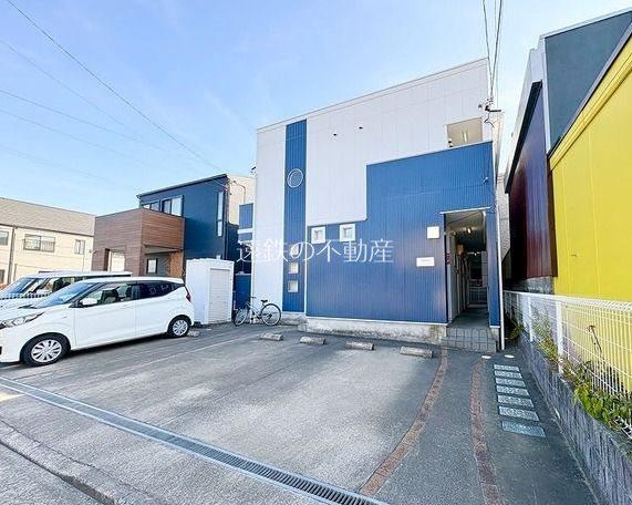 クレフラスト新津町