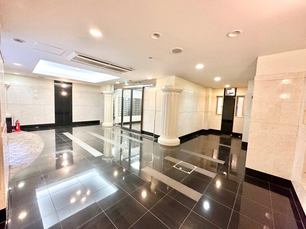 GRAMERCY NIPPONBASHI