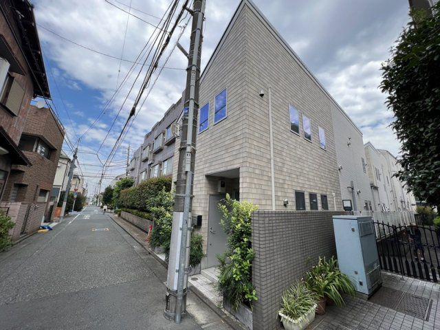 アリュイッテ西荻窪
