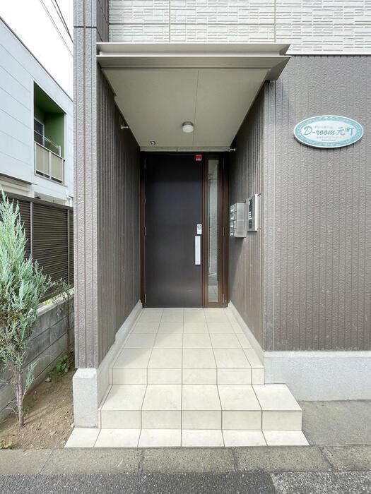 D-ROOM元町