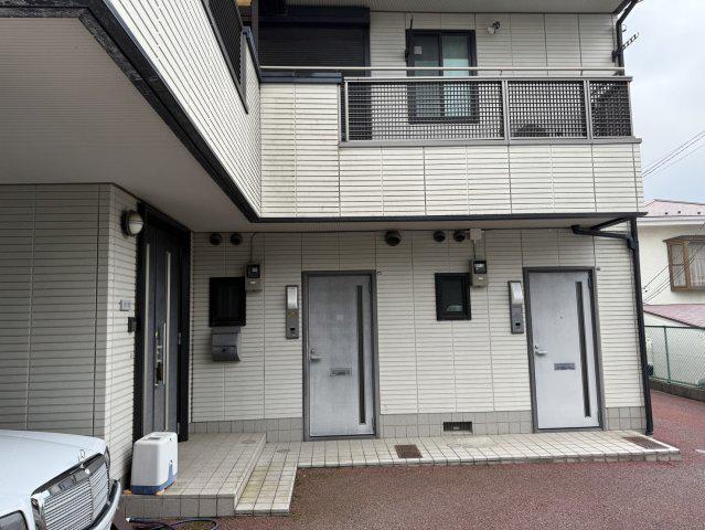 ブルーライン 岸根公園駅 徒歩9分 2階建 築27年