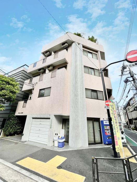 アトレーユ清水