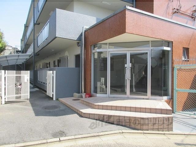 ハイツ魚満
