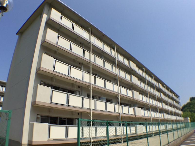 ファミール・烏帽子1号棟