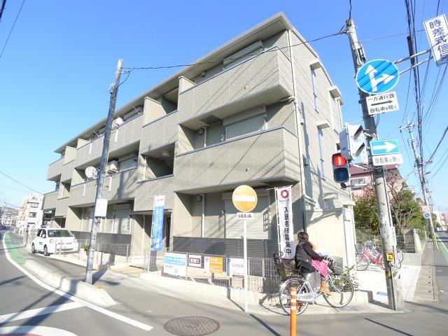 CHARMANT COURT MSIII