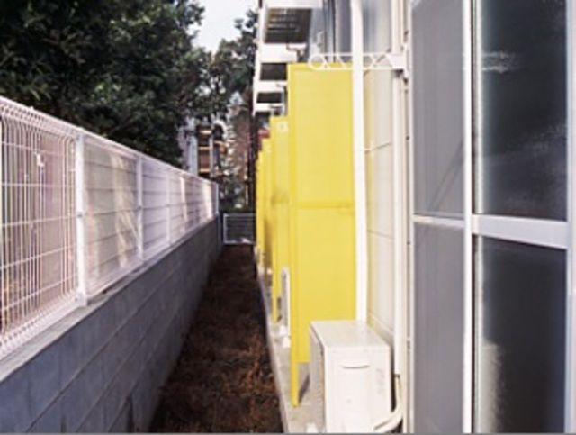 レオパレスポルト2002