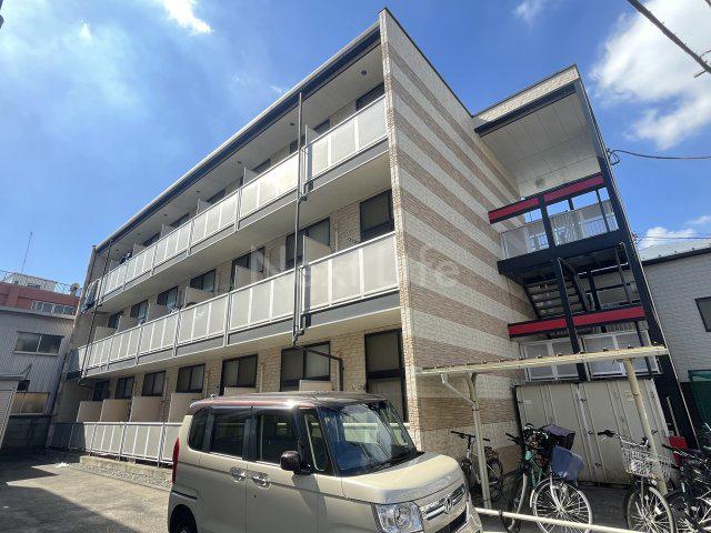 レオパレスルミエール