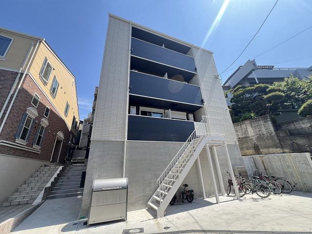 MEW STYLE APARTMENTS