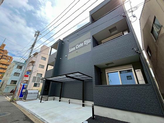 LIEN CORT宇品